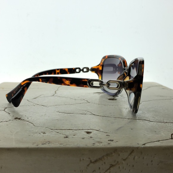 Oleg Cassini Round Tortoise Shell Multicolored Frame Small Arm Gray Tint - Picture 6 of 6